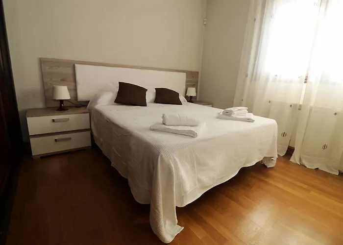 Apartamento , Wifi Y Garaje Cerca Del Centro